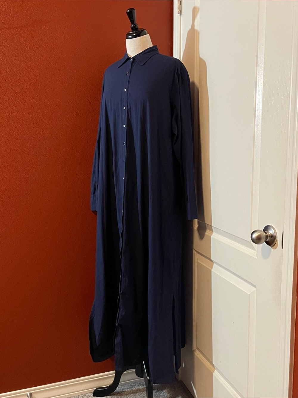 Xirena Women’s Boden Navy Woven Cotton Poplin Lagenlook Button Front Maxi Dress